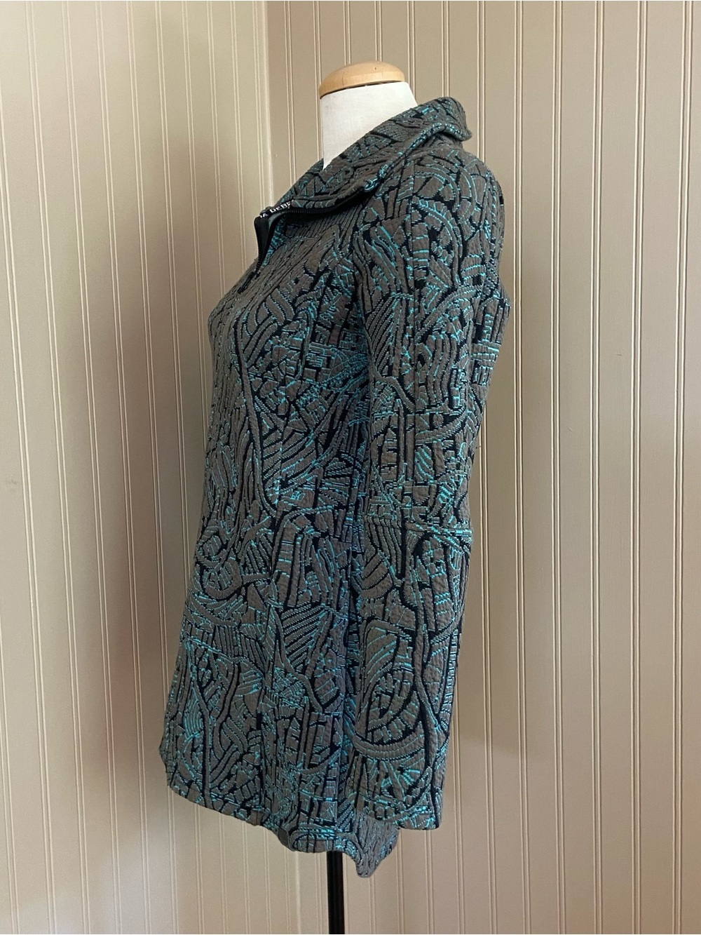 Tonia DeBellis Textured Jacket in Black and Aqua Blue Women’s Size Small - Picture 4 of 6